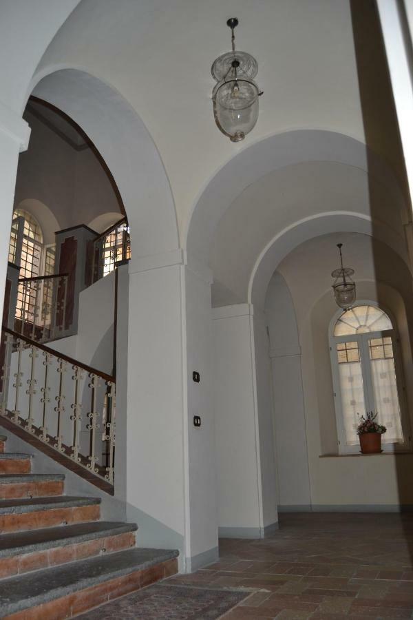 ホテル Palazzo Roberti Monte San Giusto エクステリア 写真